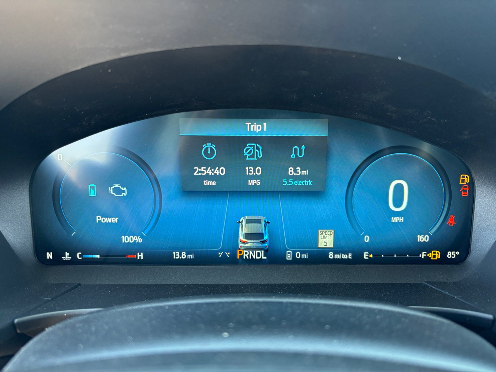 New 2025 Ford Escape SE w/ PHEV Premium Package FWD image 10