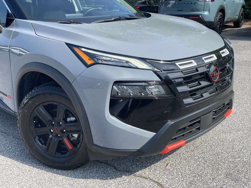 Used 2025 Nissan Rogue SV w/ Rock Creek Premium Package AWD/4WD image 9