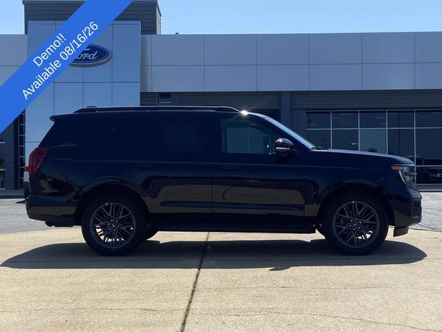 New 2026 Ford Expedition Platinum w/ Stealth Appearance Package AWD/4WD image 2