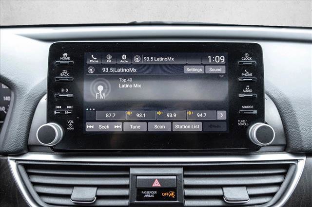 Used 2018 Honda Accord EX image 15