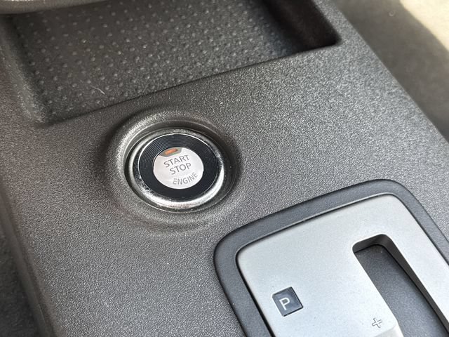 Used 2020 Nissan Frontier PRO-4X w/ Pro-4x Utility Package AWD/4WD image 35