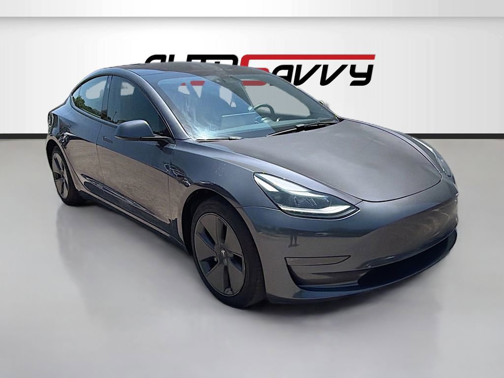 Used 2023 Tesla Model 3 Standard Range RWD image 1