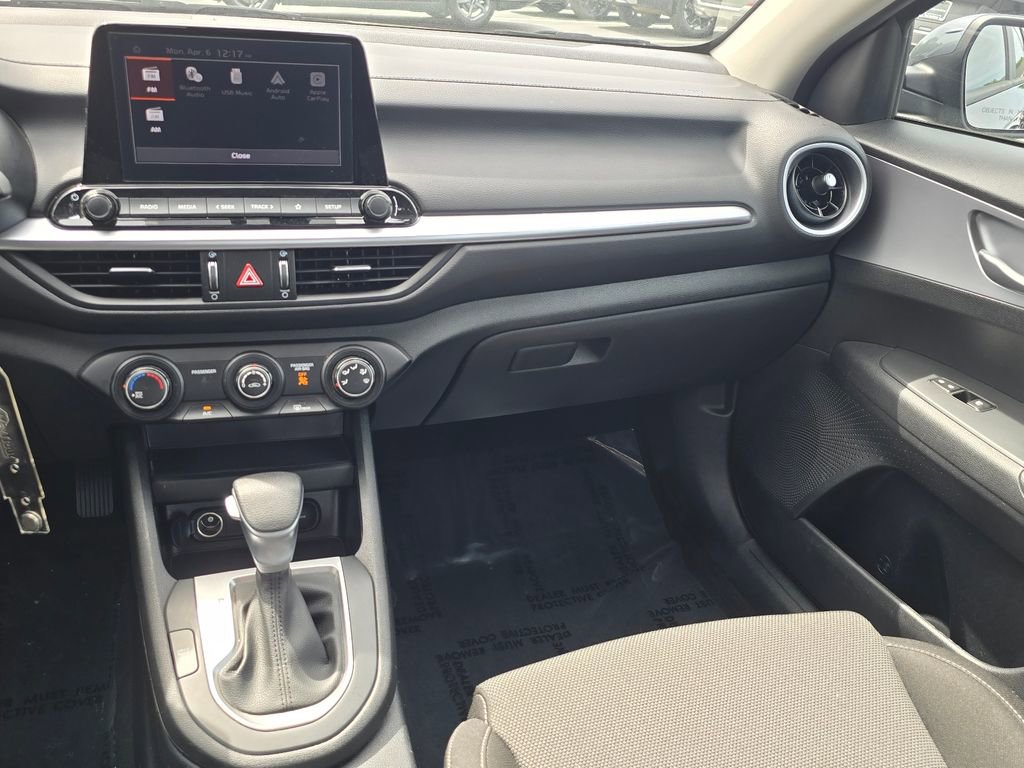 Certified 2023 Kia Forte LXS w/ LXS Technology Package image 15