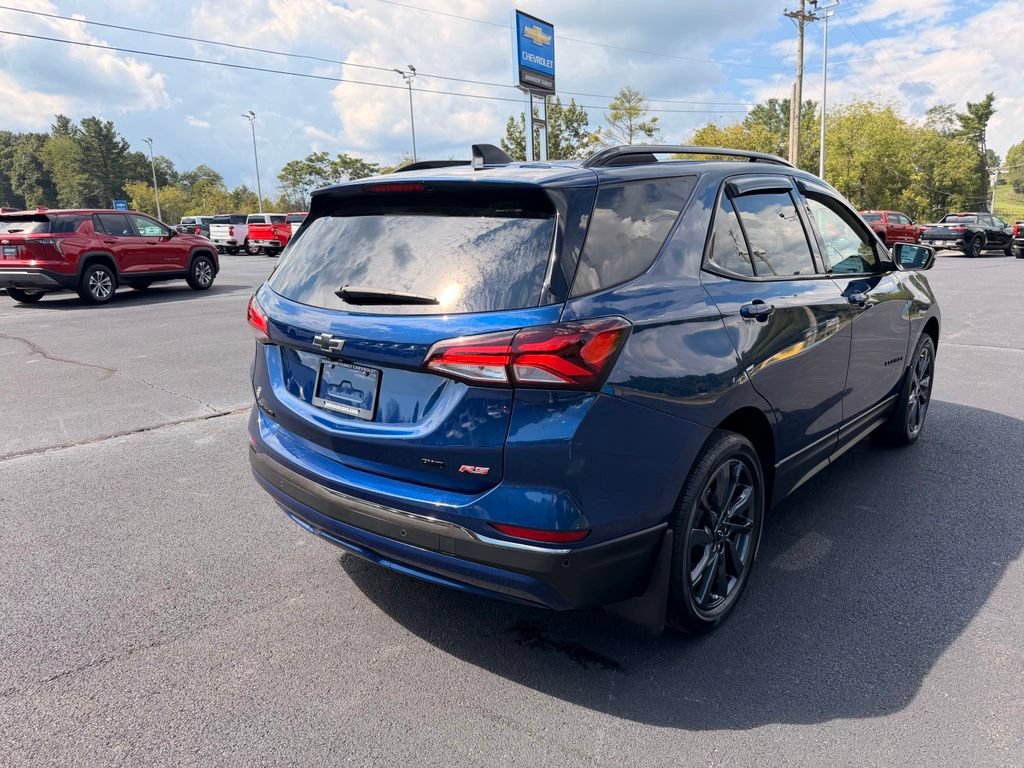 Used 2022 Chevrolet Equinox RS w/ Infotainment Package AWD/4WD image 10