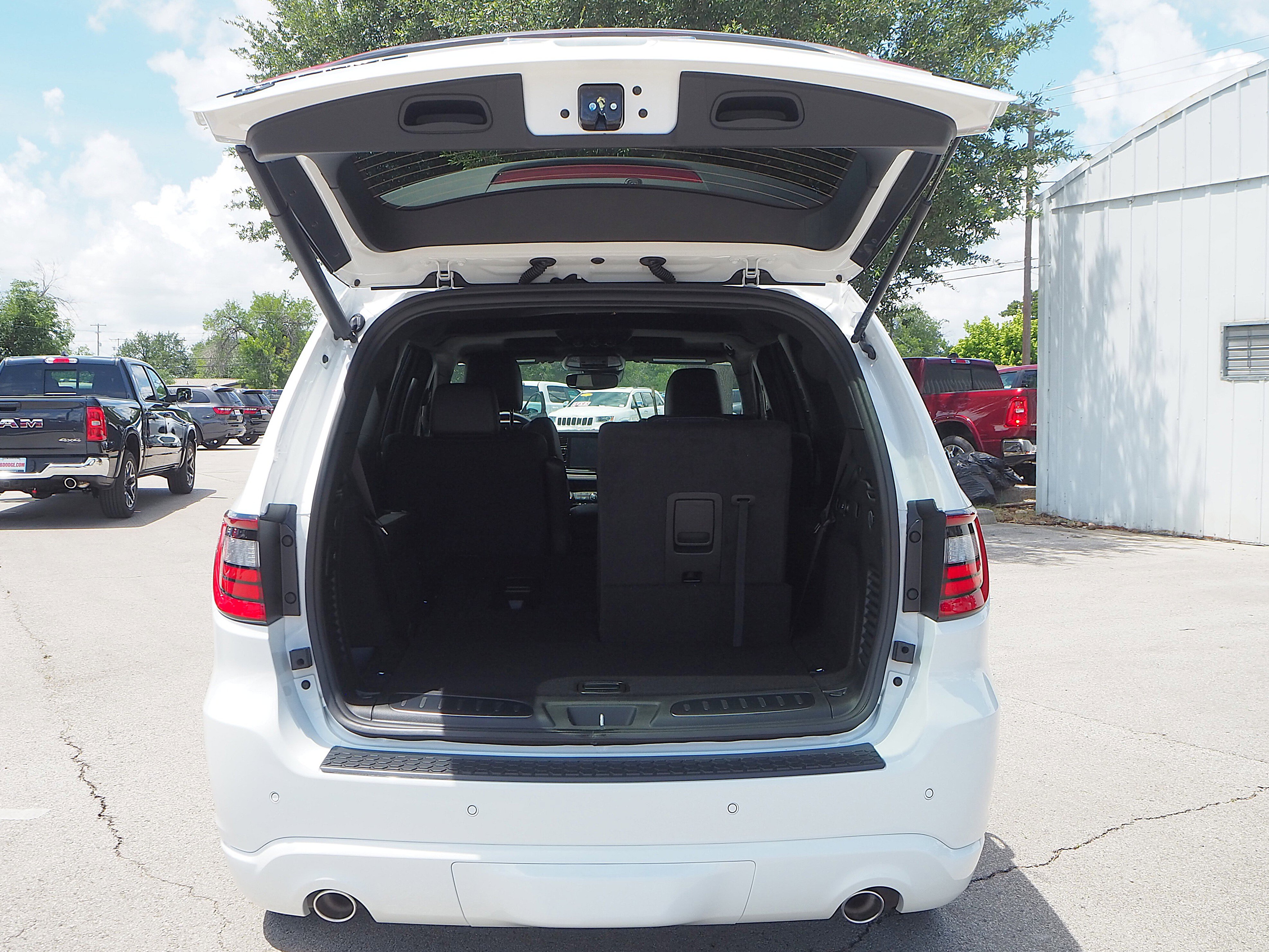 New 2025 Dodge Durango R/T image 9