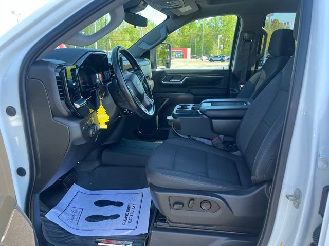 Used 2024 Chevrolet Silverado 2500 LT AWD/4WD image 21