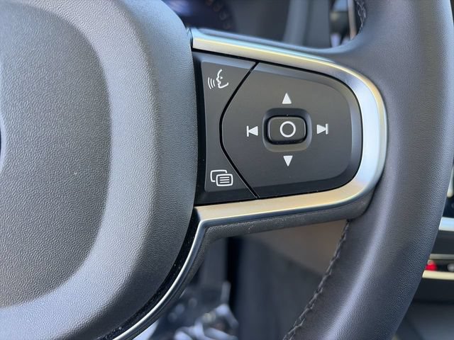 Used 2024 Volvo S60 B5 Core AWD/4WD image 23