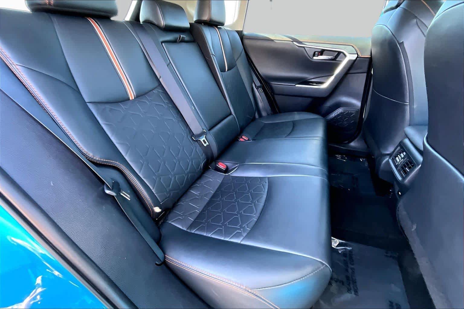 Used 2021 Toyota RAV4 Adventure AWD/4WD image 19