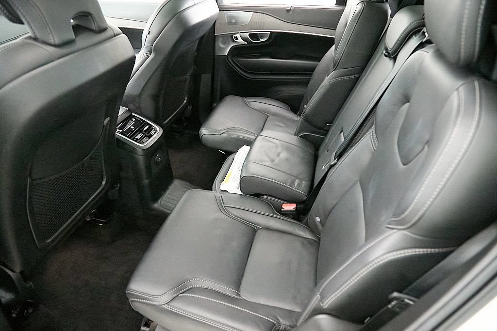 Used 2024 Volvo XC90 T8 Ultimate w/ Lounge Package AWD/4WD image 27