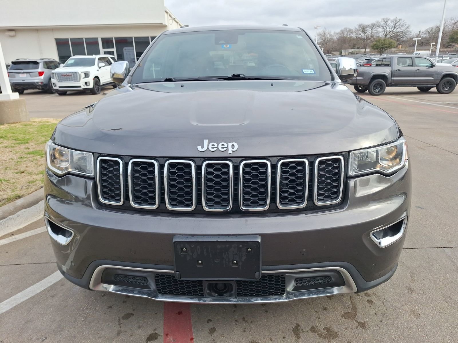 Used 2018 Jeep Grand Cherokee Limited RWD image 9