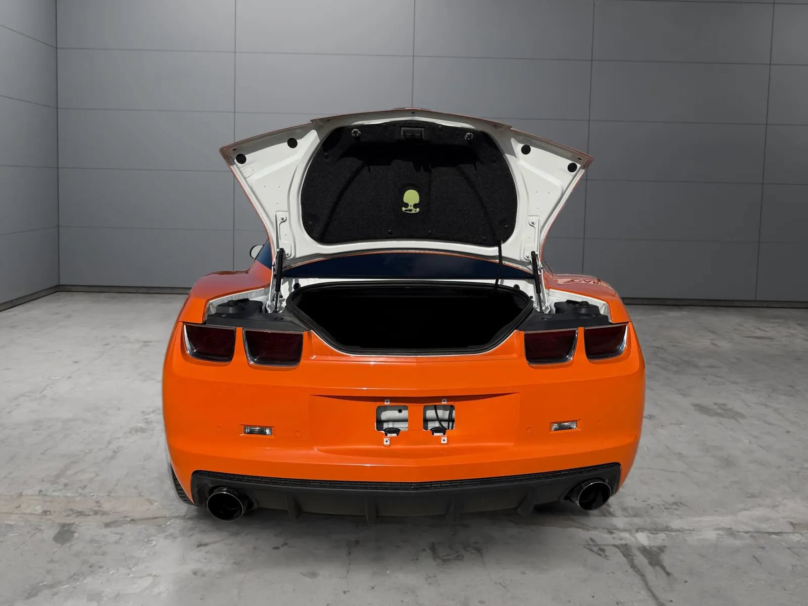 Used 2011 Chevrolet Camaro SS w/ RS Package RWD image 9