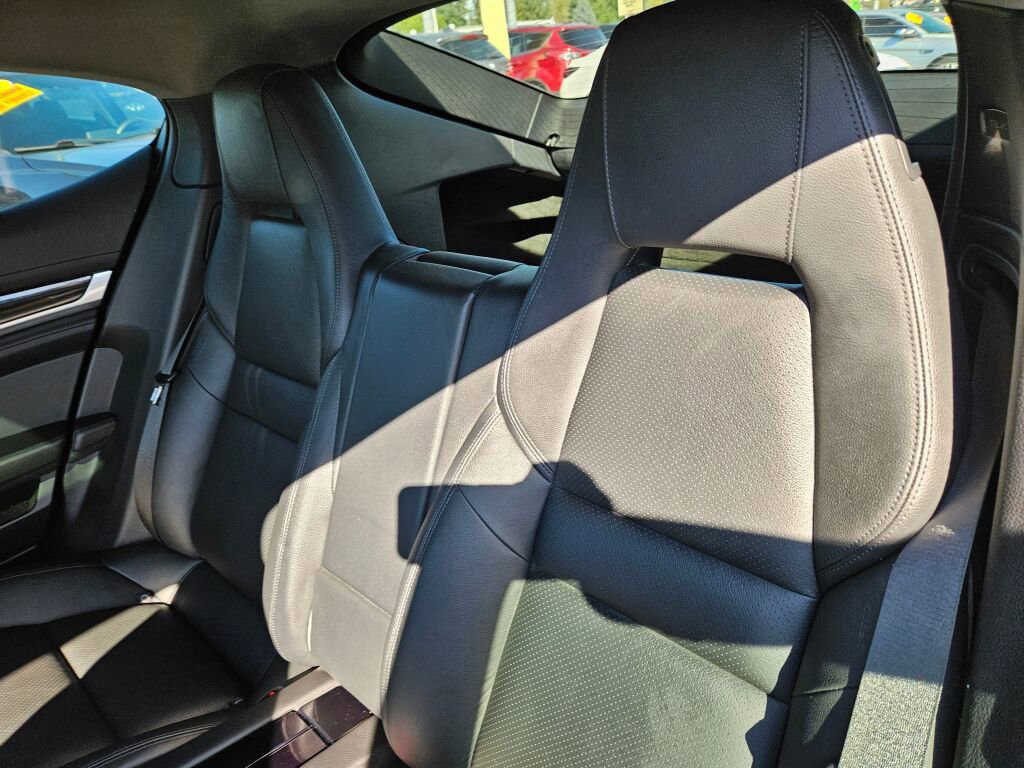 Used 2012 Porsche Panamera 4 image 16