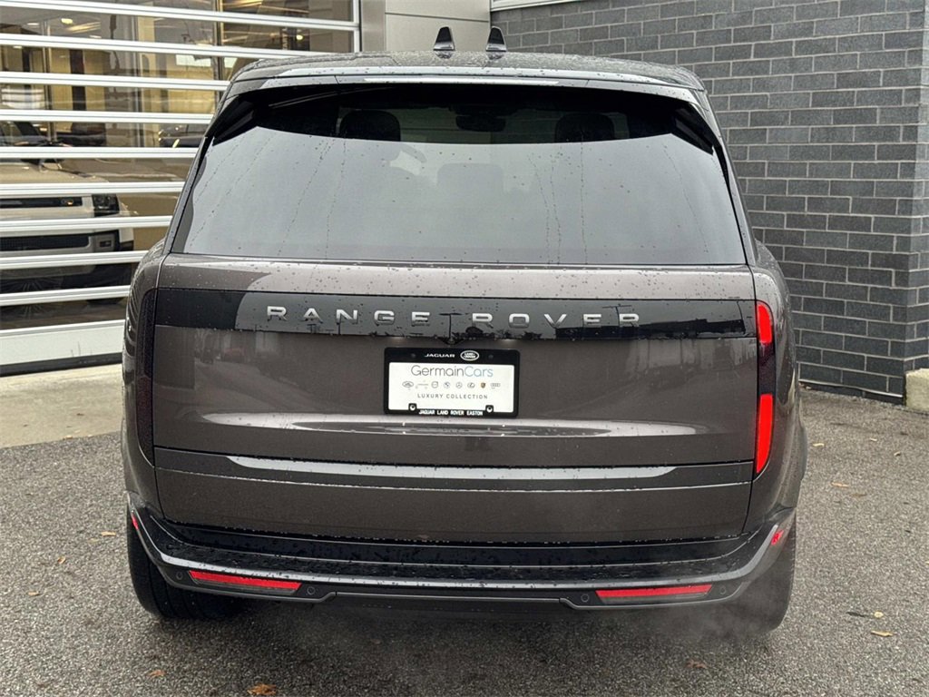 New 2025 Land Rover Range Rover SE image 5