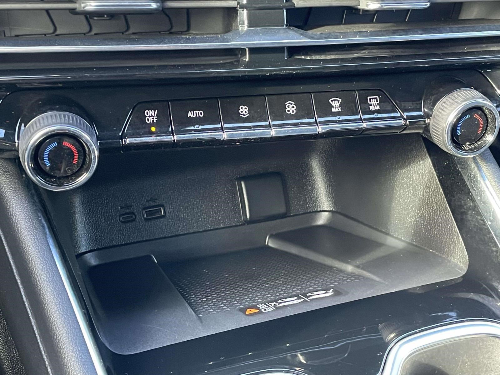 Certified 2025 Chevrolet Traverse LT w/ LPO, Floor Liner Package image 34