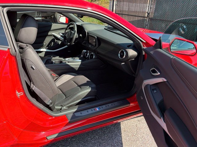 Used 2023 Chevrolet Camaro SS RWD image 32