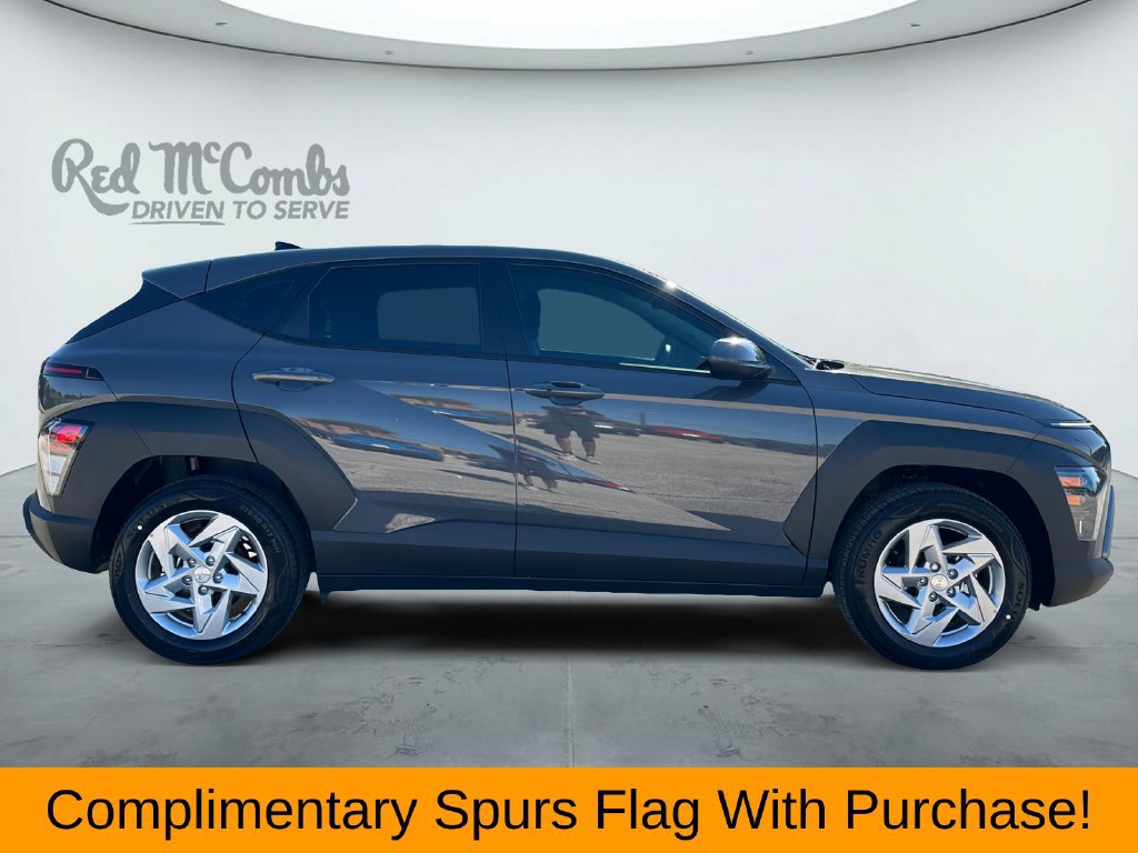 New 2027 Hyundai Kona SE FWD image 4
