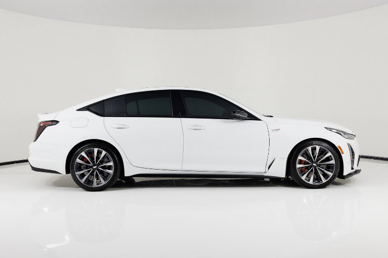 Used 2024 Cadillac CT5 V Blackwing w/ Driver Assist Package RWD image 2
