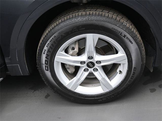 Used 2023 Audi Q5 2.0T Premium w/ Convenience Package image 39