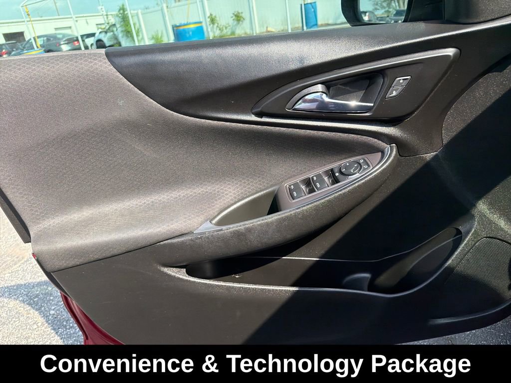 Used 2018 Chevrolet Malibu LT w/ Driver Confidence Package FWD image 12