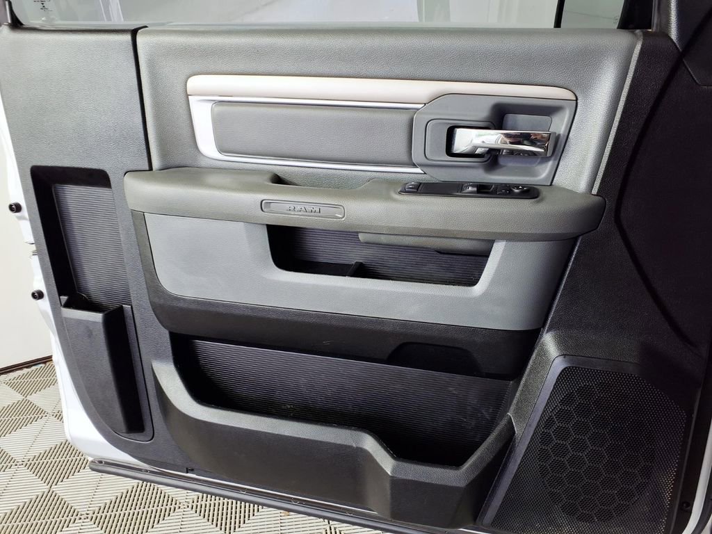 Used 2017 RAM 1500 Tradesman w/ Power & Remote Entry Group AWD/4WD image 9