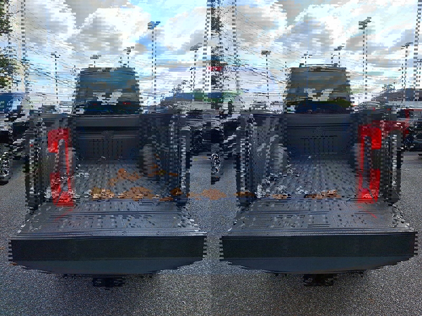 New 2026 Ford F250 Lariat w/ Black Appearance Package image 27