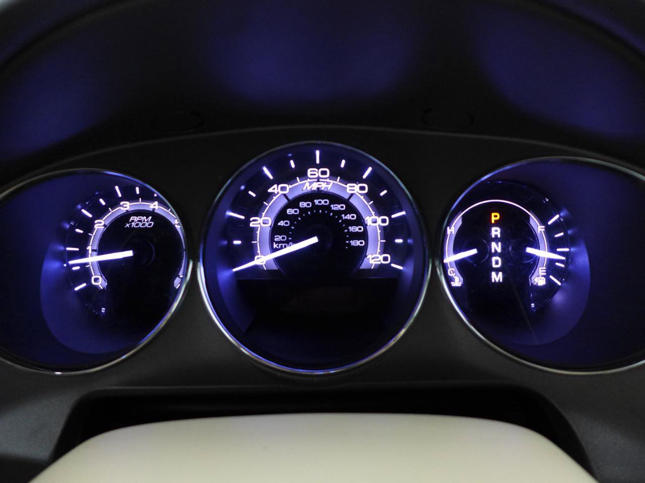 Used 2011 Lincoln MKZ FWD image 18