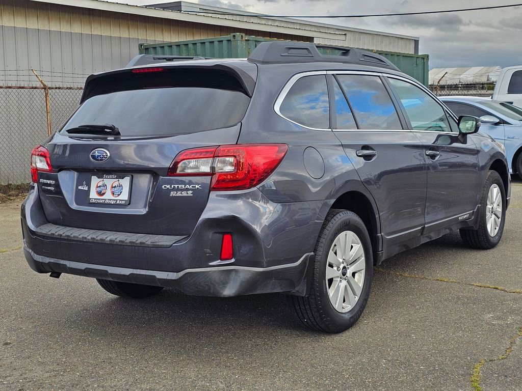Used 2015 Subaru Outback 2.5i Premium AWD/4WD image 7