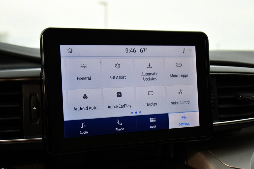 Used 2023 Ford Explorer XLT w/ Equipment Group 202A AWD/4WD image 33