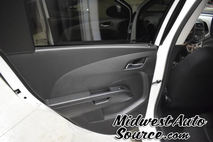 Used 2015 Chevrolet Sonic LT FWD image 22