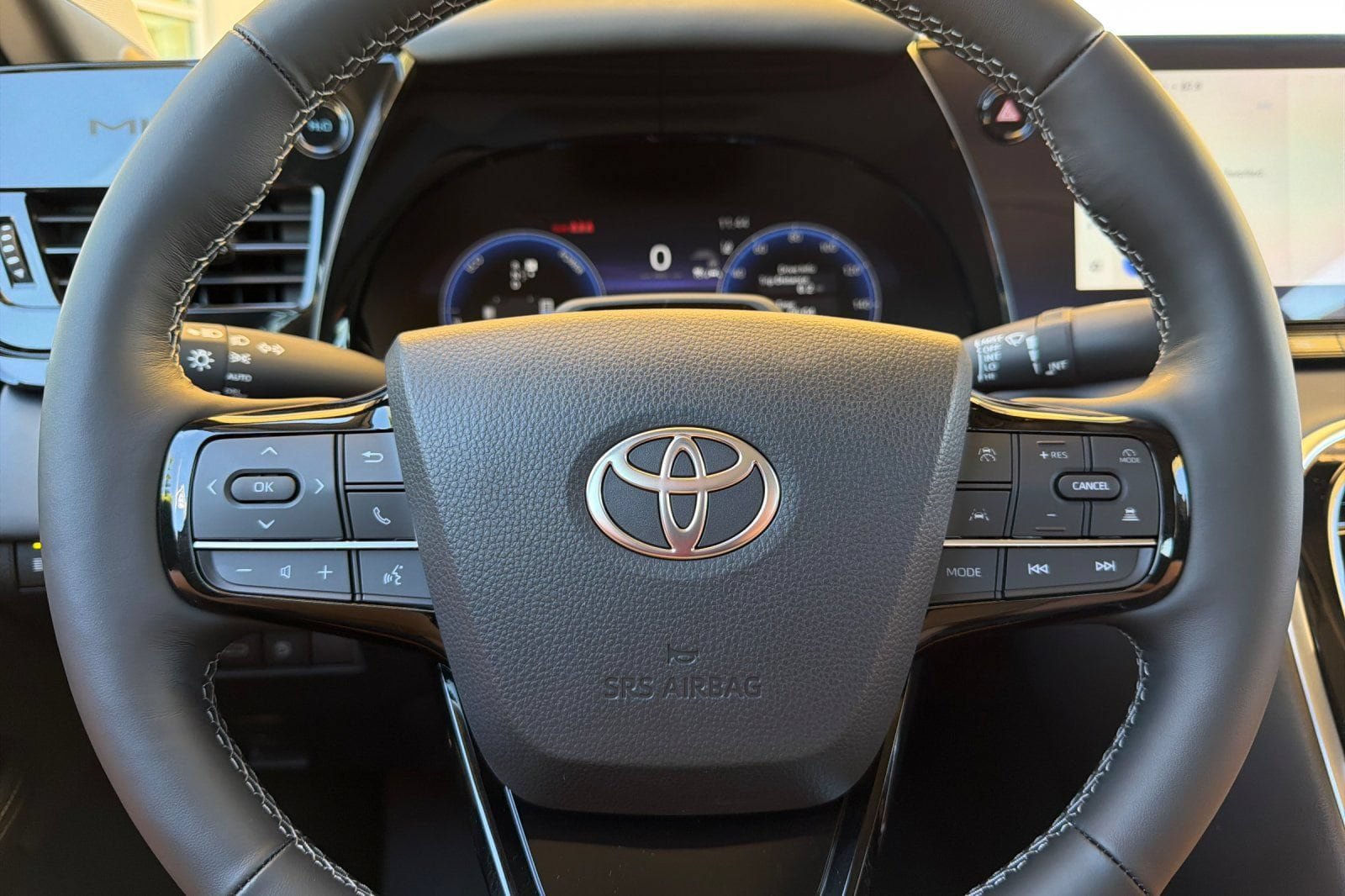 New 2026 Toyota Mirai RWD image 25