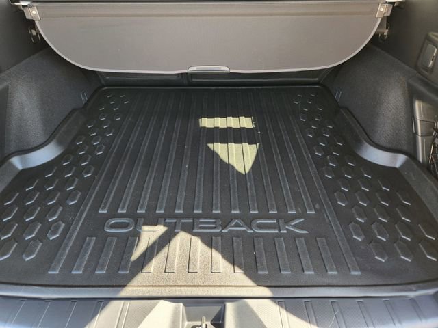Certified 2025 Subaru Outback Limited image 34