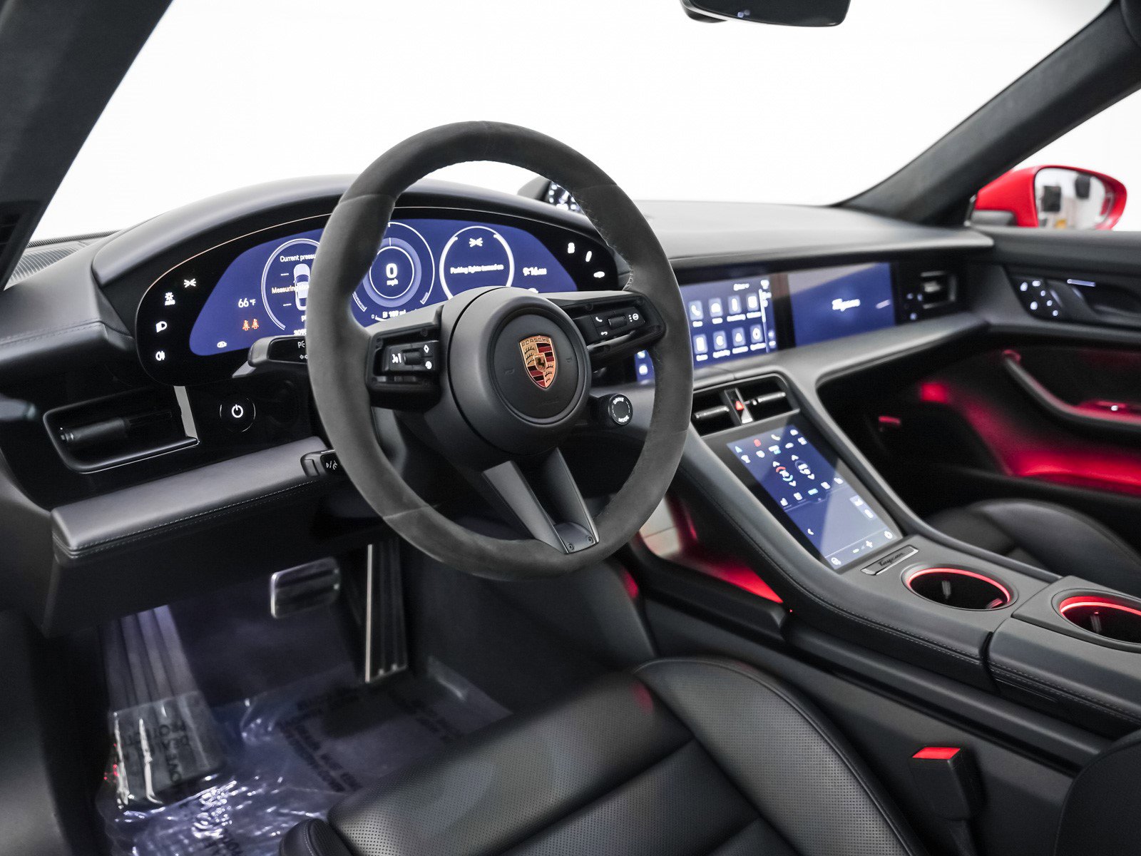 Certified 2022 Porsche Taycan GTS image 4