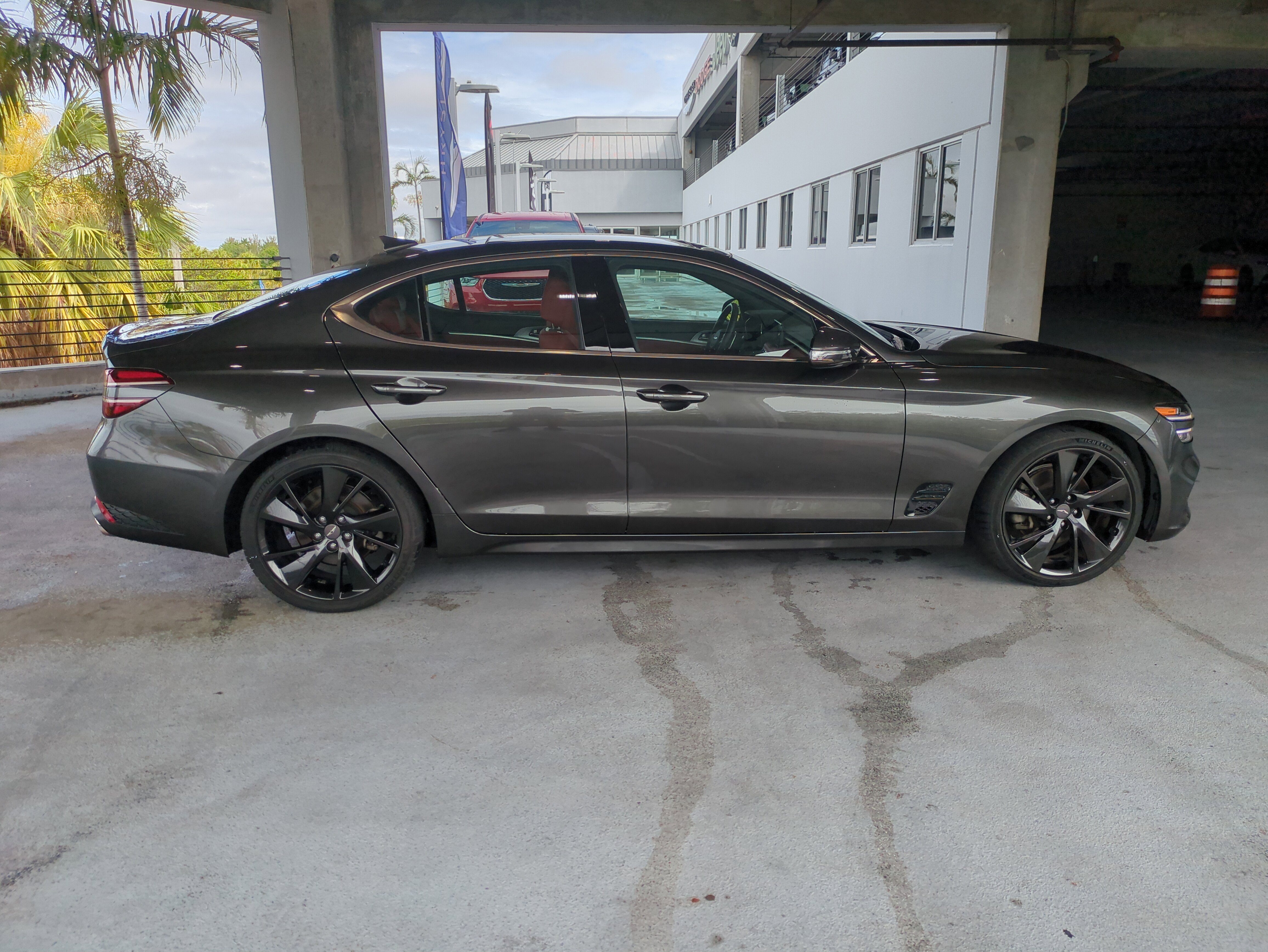 Used 2023 Genesis G70 2.0T w/ Sport Prestige Package image 4