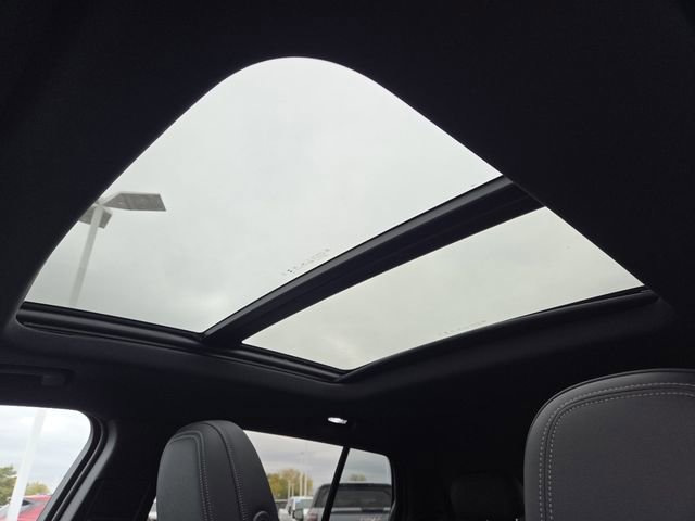 New 2026 Chevrolet Equinox EV LT image 3