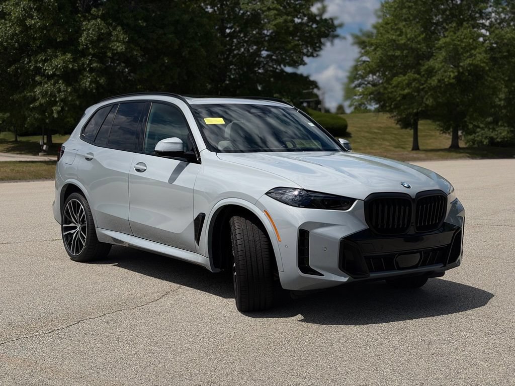 New 2026 BMW X5 xDrive40i w/ M Sport Package AWD/4WD image 8