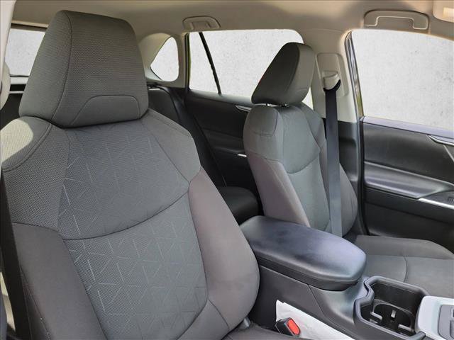 Used 2023 Toyota RAV4 XLE FWD image 15