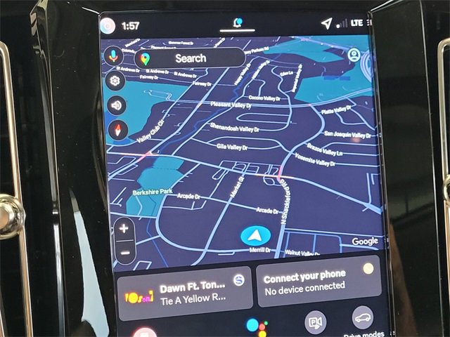 New 2026 Volvo XC40 B5 Core w/ Climate Package image 18