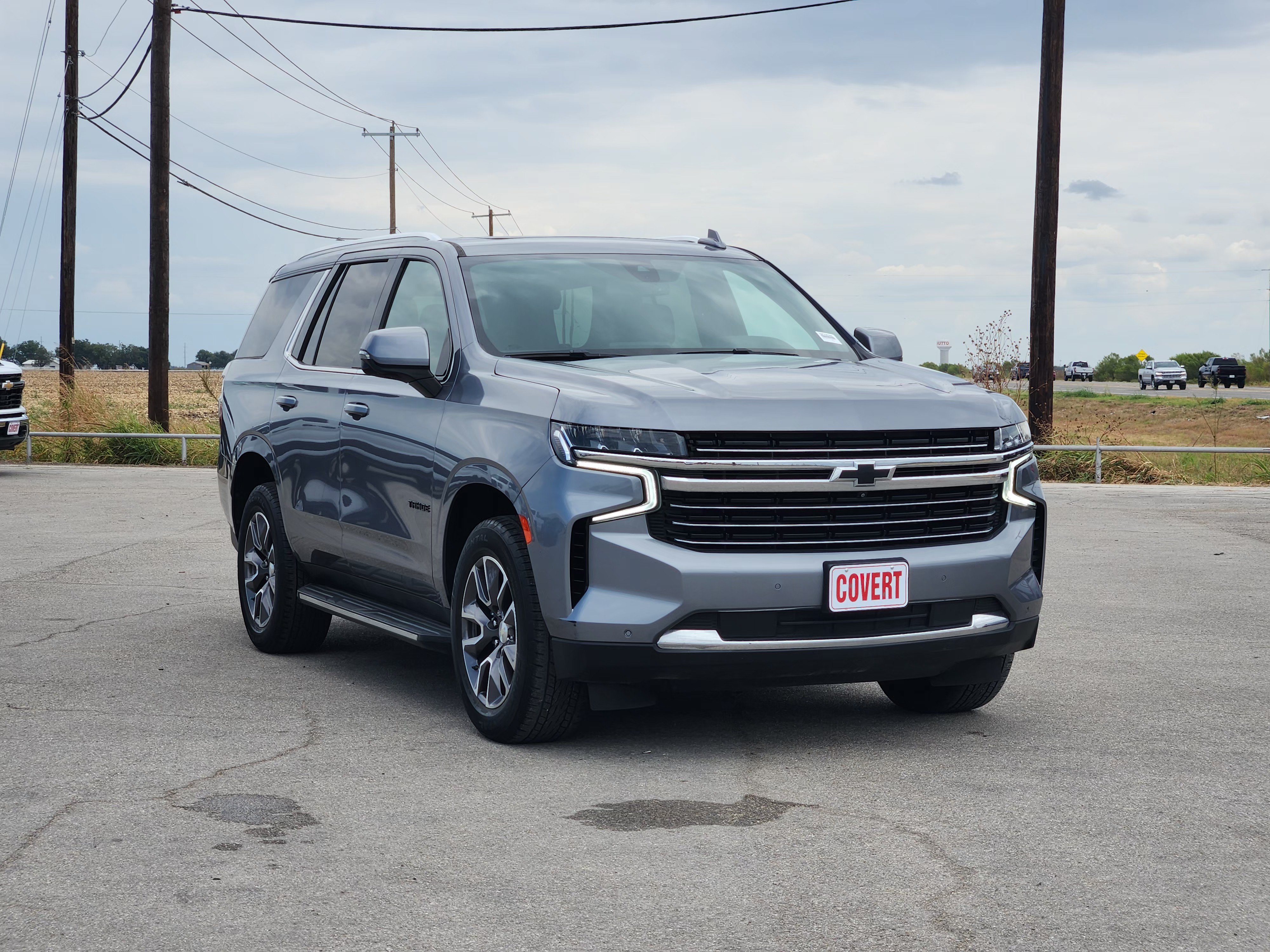 Used 2022 Chevrolet Tahoe LT w/ Luxury Package RWD image 3