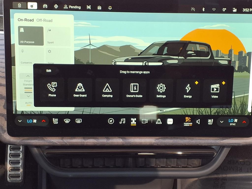 Used 2023 Rivian R1T Adventure AWD/4WD image 18