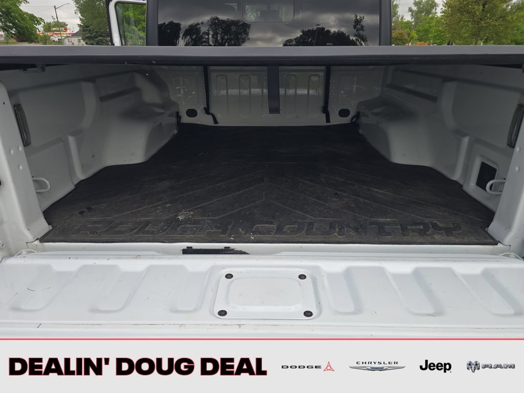 Used 2022 Jeep Gladiator Overland AWD/4WD image 24