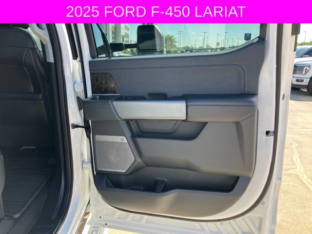 Used 2025 Ford F450 Lariat w/ Chrome Package AWD/4WD image 20