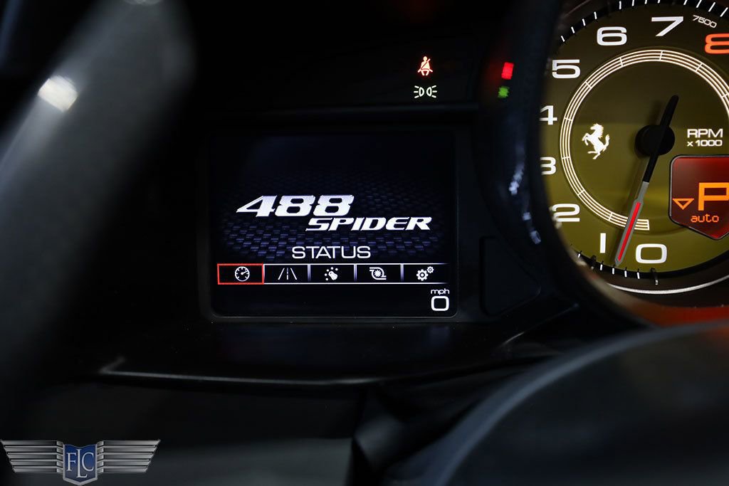 Used 2019 Ferrari 488 Spider image 33