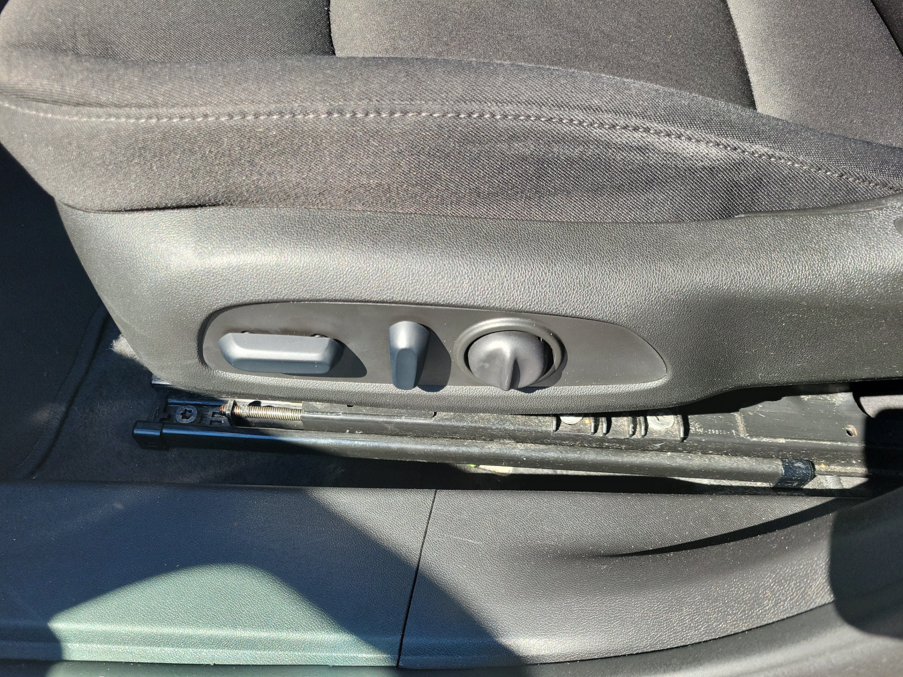 Used 2025 Chevrolet Malibu LT FWD image 18