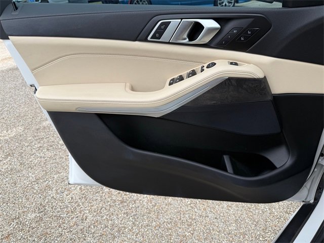 Used 2022 BMW X5 sDrive40i w/ Luxury Seating Package image 20