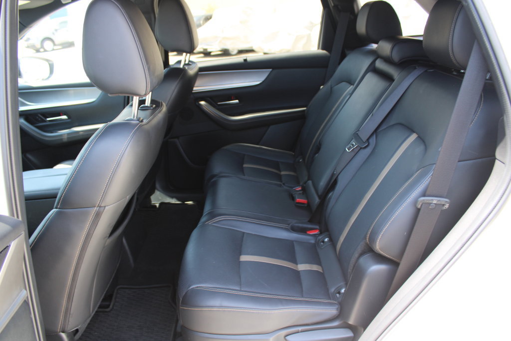 Used 2025 MAZDA CX-70 Plug-In Hybrid w/ Premium Plus AWD/4WD image 18
