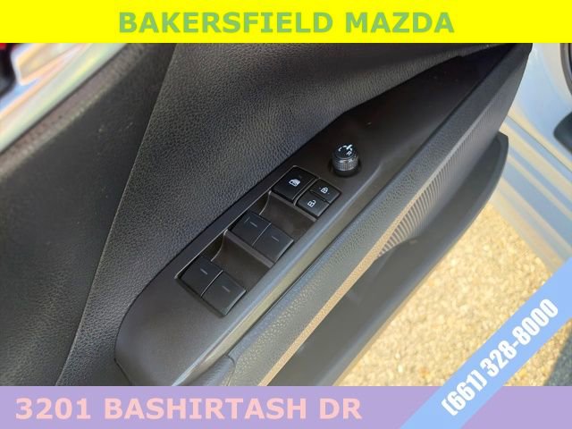 Used 2024 Toyota Camry SE image 11