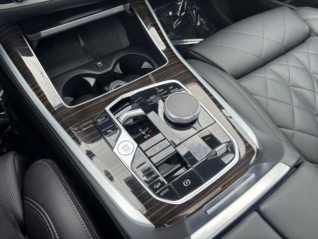 Used 2024 BMW X5 xDrive50e image 29