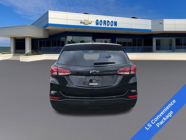 Used 2023 Chevrolet Equinox LS w/ LS Convenience Package FWD image 4