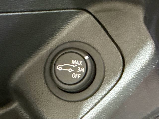 Used 2021 GMC Terrain SLT image 26