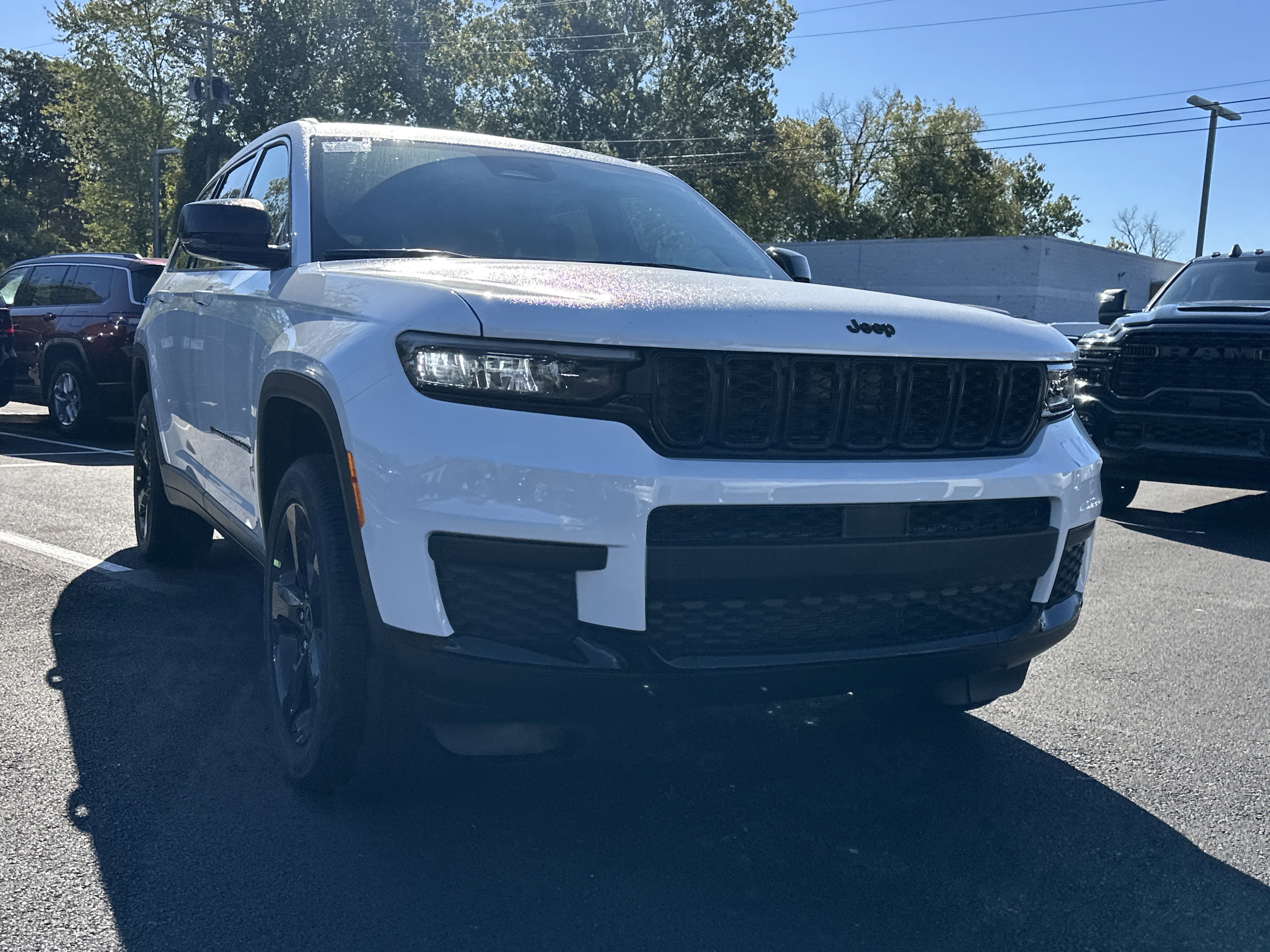 New 2025 Jeep Grand Cherokee L Altitude image 19